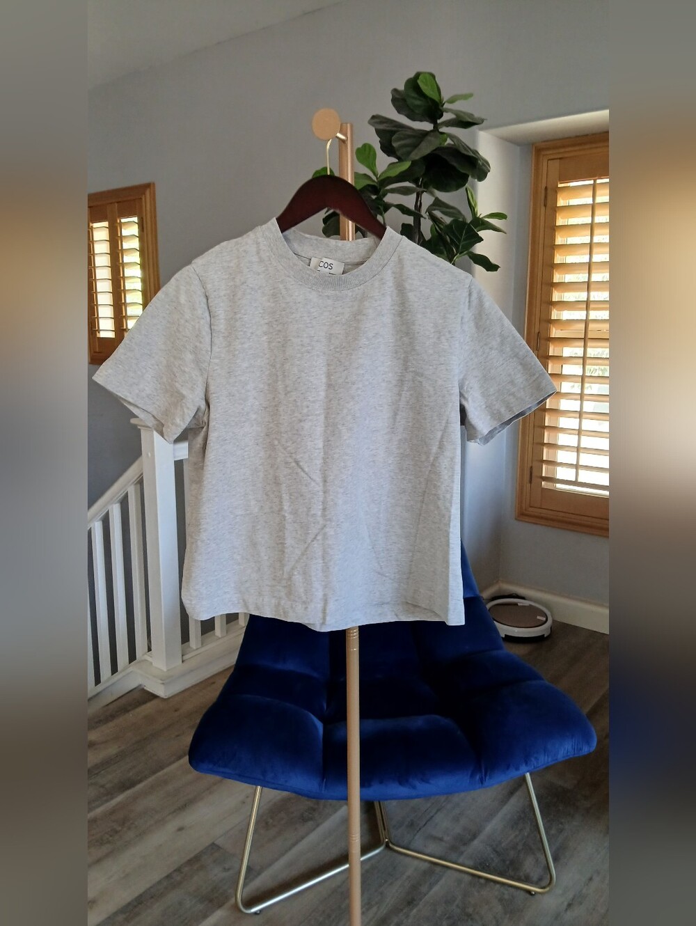 COS Clean Cut Regular T-Shirt in Gray. Size L (EUR) - Picture 2 of 5